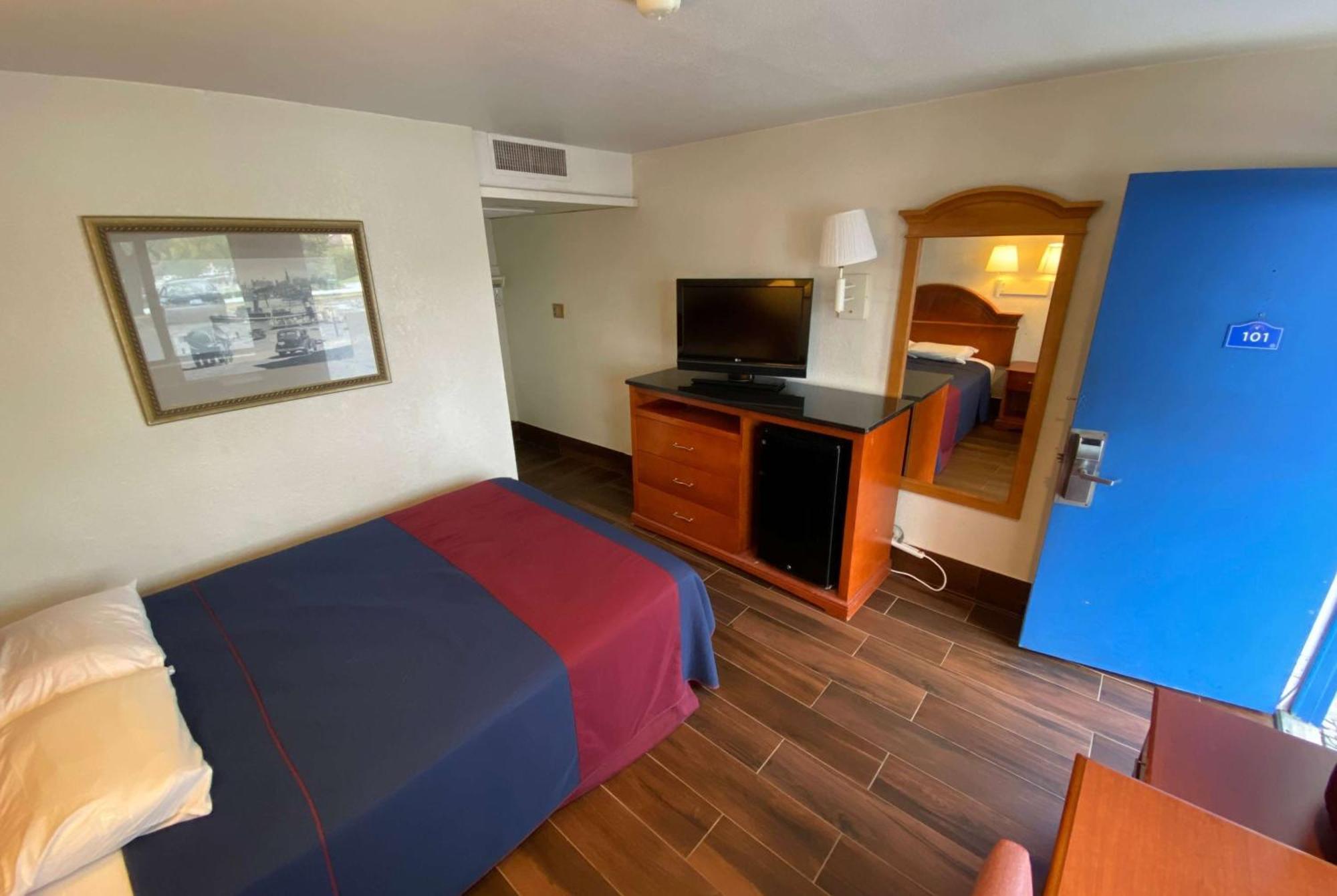 Travelodge By Wyndham Grand Rapids North Walker Dış mekan fotoğraf